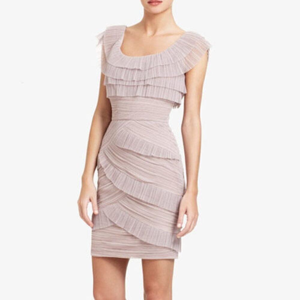 BCBG MAXAZRIA Briana Short Pleated Round Neck DRESS  Size 6